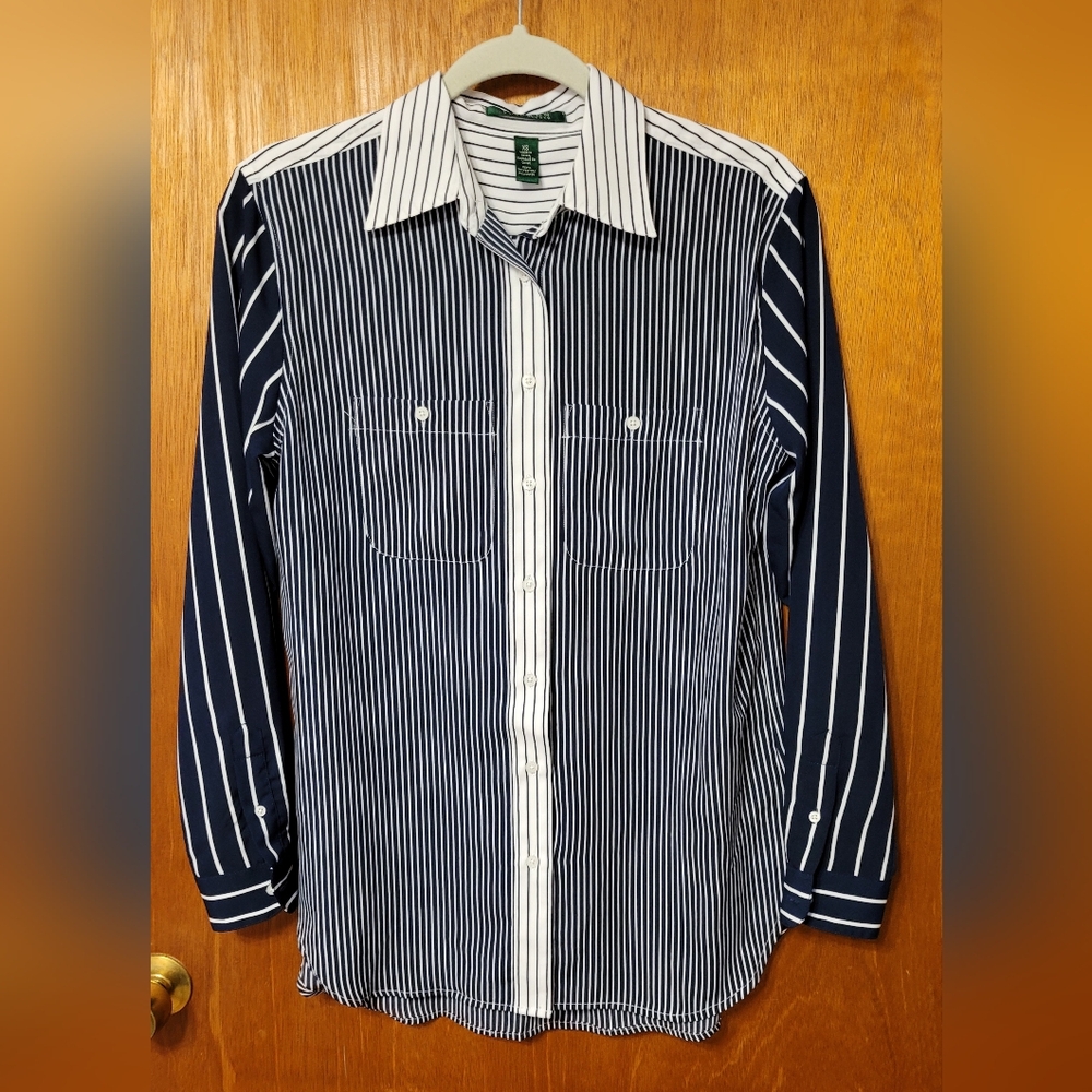 Lauren Ralph Lauren Women's Long Sleeve Navy And White Stripe Size XS. (0426)